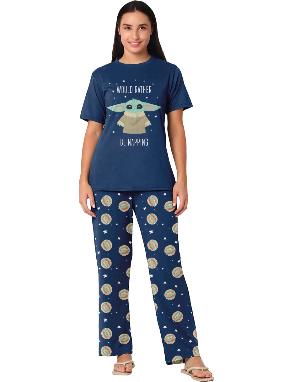 Conjunto pijama Baby Yoda para mujer